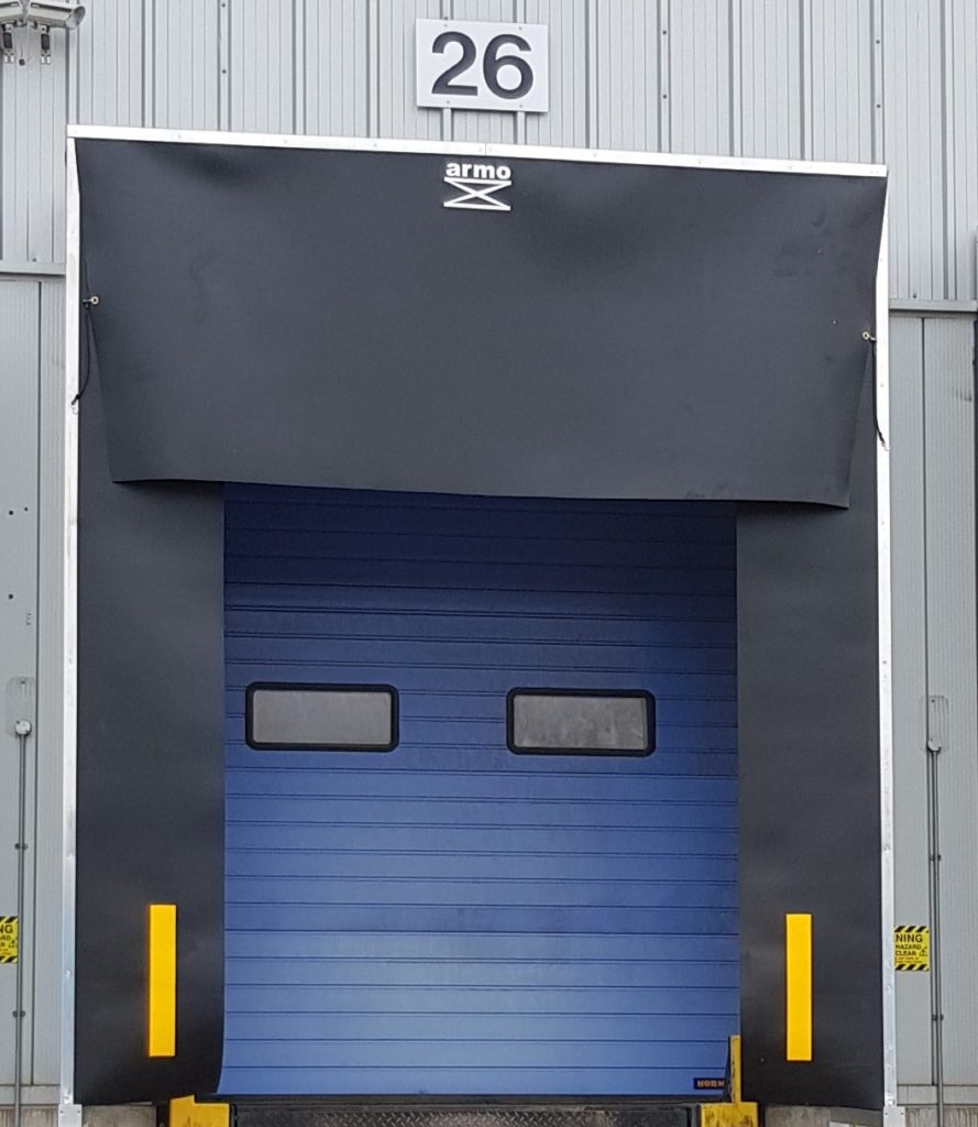 Retractable Dock Shelter